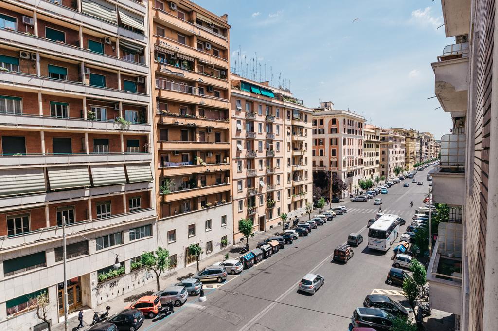 Bed and Breakfast Adriano Augusto Rom Exterior foto